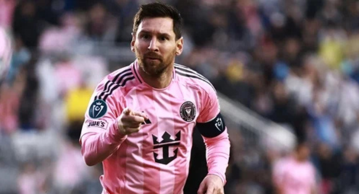 Lionel Messi 900th goal